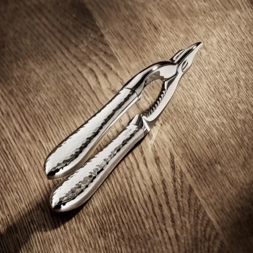 Robbe & Berking Martele Champagne Tongs - Image 2